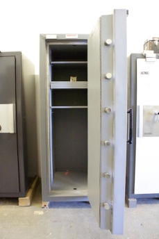 Used 6422 Original Platinum Vault TL30X6 High Security Safe Right Hand Swing